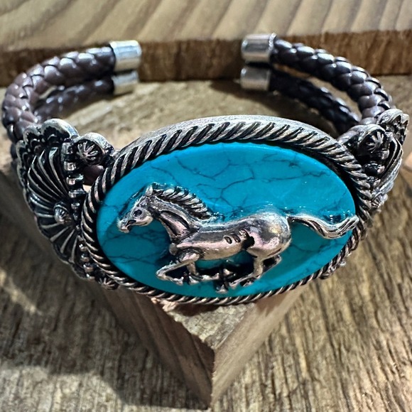 Horse Turquoise Stone Western Leather Open Bangle Bracelet - Picture 4 of 8